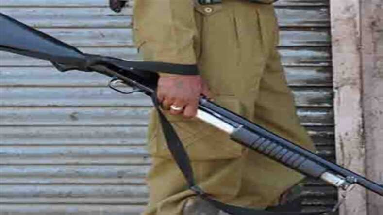 'सांस' के तीन सौदागर फिर गिरफ्तार
