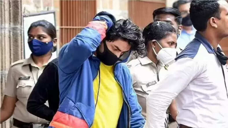 बॉलीवुड के किंग खान शाहरुख खान के बेटे आर्यन की जमानत याचिका रद्द