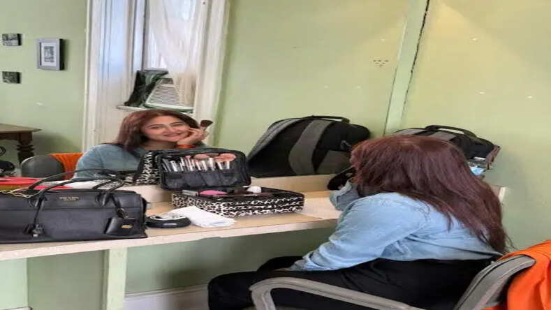  रश्मि देसाई का नाटक बना इंटरनेशनल सेंसेशन