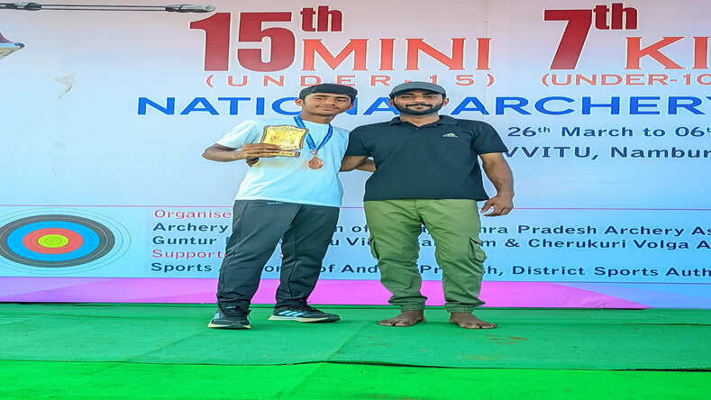 Shahjahanpur News: राष्ट्रीय स्तर पर चमके अमनेंद्र सिंह, कांस्य पदक के साथ शाहजहांपुर का बढ़ाया गौरव