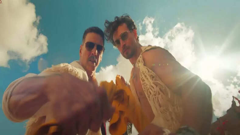 Akshay Kumar's Surprising Revelation: Unveils Sporty Side with Co-star Tiger Shroff Ahead of 'Bade Miyan Chote Miyan' Release