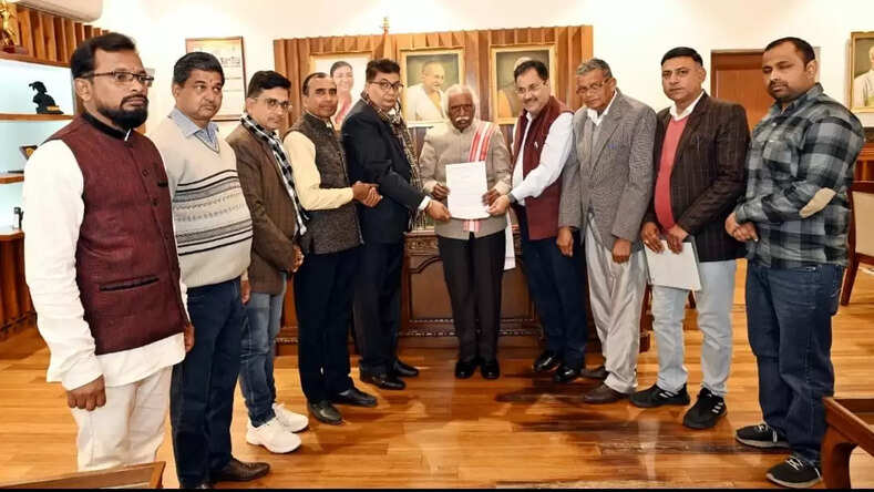  हरियाणा के पत्रकारों की समस्याओं का कराया जाएगा समाधान : राज्यपाल