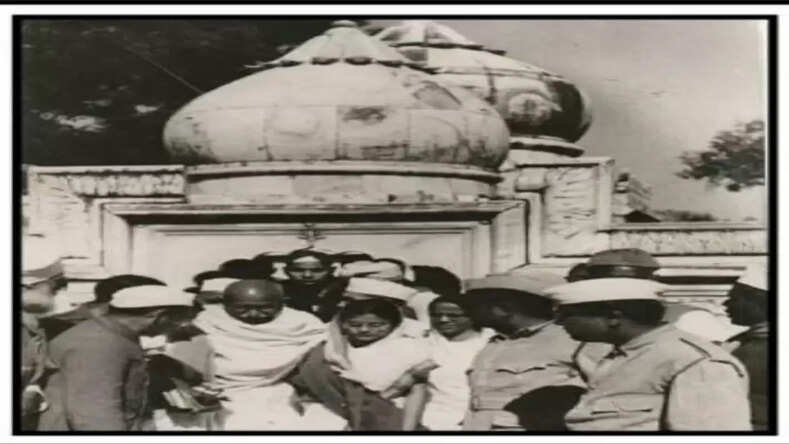 महात्मा गांधी के अंतिम दिन : एक मज़ार की तीर्थ यात्रा