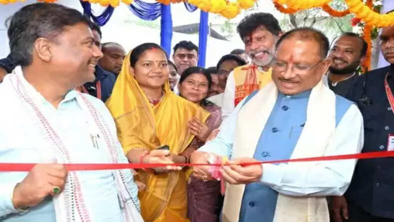 सीएम विष्णु देव ने बस्तर जिला अस्पताल में अन्नपूर्णा रसोईघर का किया लोकार्पण
