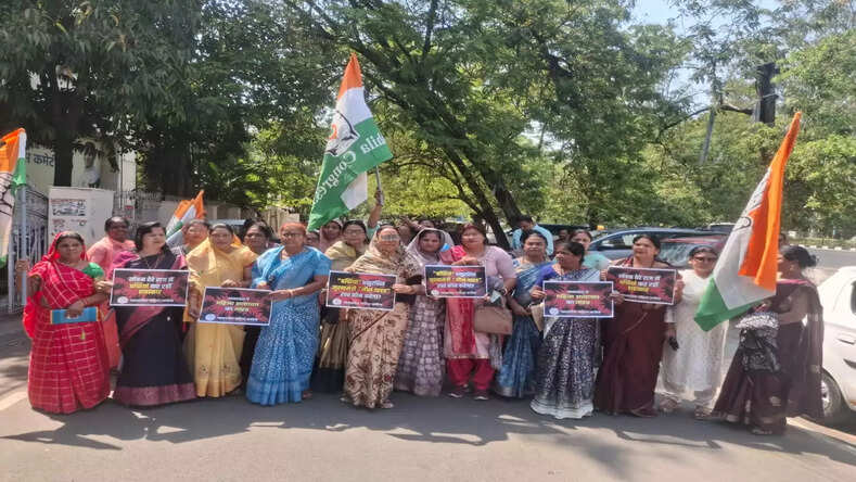 मासूम बच्चियों के साथ बलात्कार, अपराधियों को पनाह दे रही सरकार : विभा पटेल