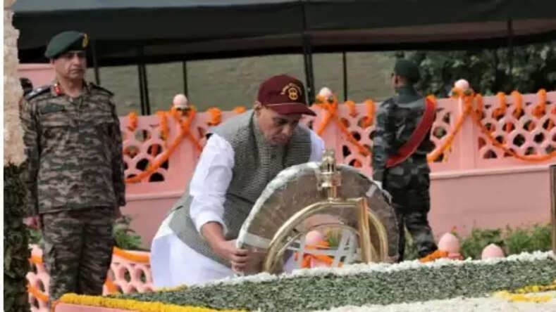 रक्षा मंत्री राजनाथ सिंह ने मांगा सेना के लिए समर्थन कहा, 'जरूरत पड़ी तो LOC पार करने को तैयार'