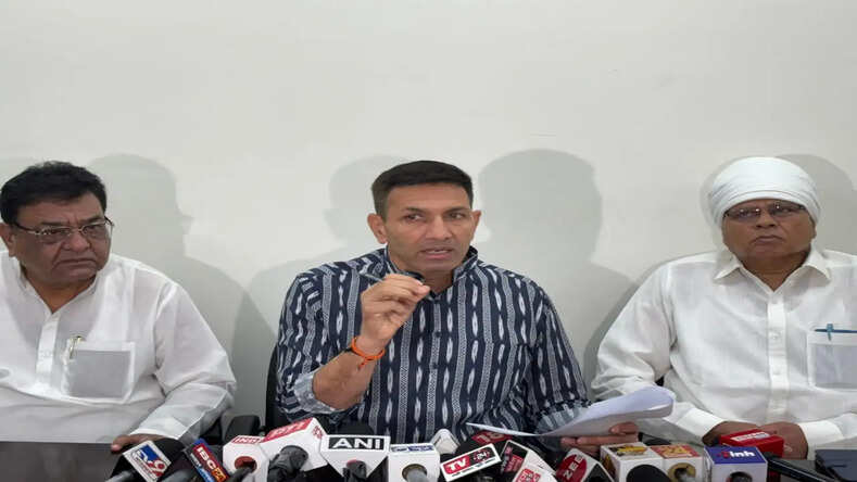 MP : बीजेपी विधायक चिंतामणि मालवीय को नोटिस लोकतंत्र की हत्या का संकेत : जीतू पटवारी