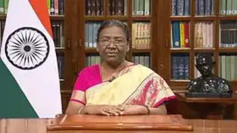 महारानी एलिजाबेथ के अंतिम संस्कार में शामिल होंगी राष्ट्रपति द्रौपदी मुर्मू 17 सितंबर को जाएंगी लंदन