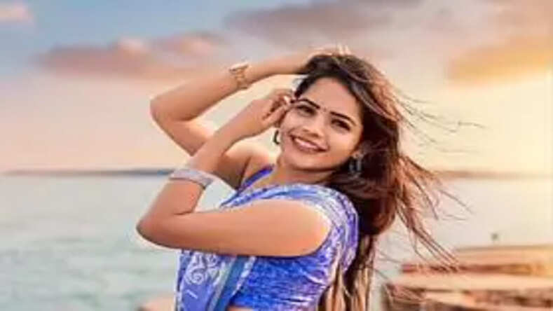एक्ट्रेस दीपा ने की खुदकुशी पंखे से लटका मिला शव