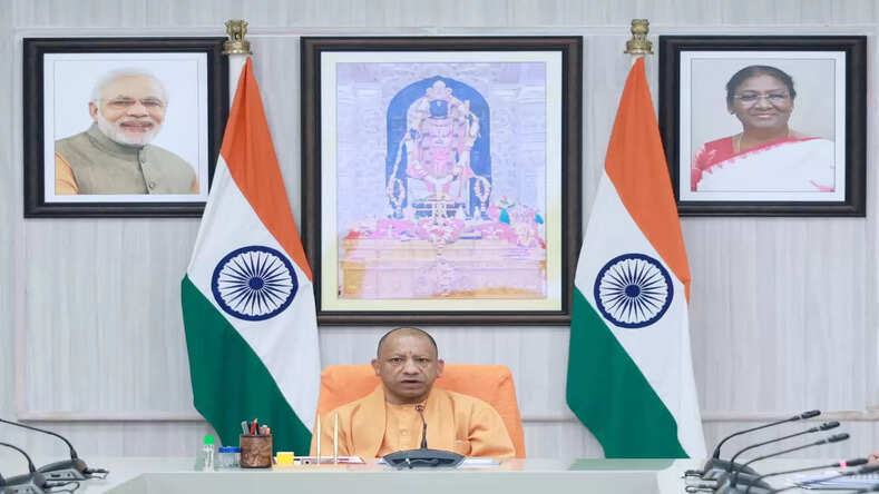  केवल चालान समाधान नहीं, आदतन नियम तोड़ने वालों के लाइसेंस जब्त और वाहन सीज करने की सख्त नीति लागू करें: मुख्यमंत्री