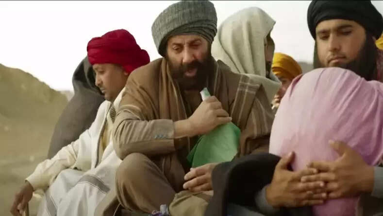 Gadar 2 Song: फिल्म ‘गदर 2’ का गाना ‘खैरियत’ आज हुआ रिलीज, आंसू बहाते दिखे सनी देओल, देखे Songs