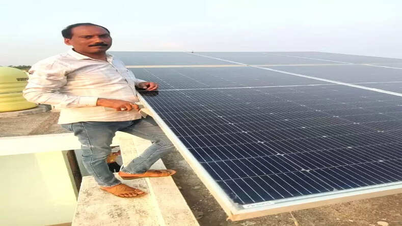 CG News: घर हुए रोशन, बिजली बिल से मिली निजात - हितग्राही परमानंद