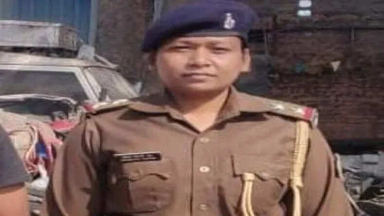  पशु तस्करों ने महिला दारोगा संध्या टोपनो को वाहन चेकिंग के दौरान कुचलकर मार डाला