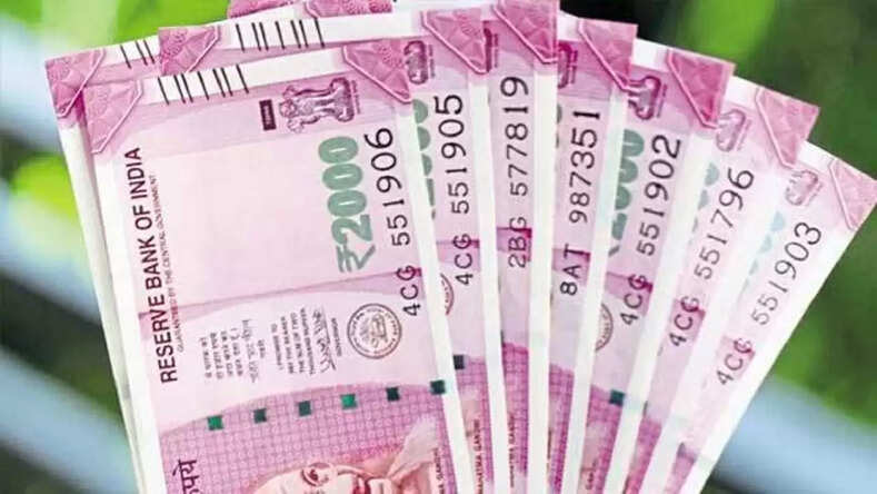केंद्र सरकार जल्द ही महंगाई भत्ते में बढ़ोतरी का कर सकती है ऐलान