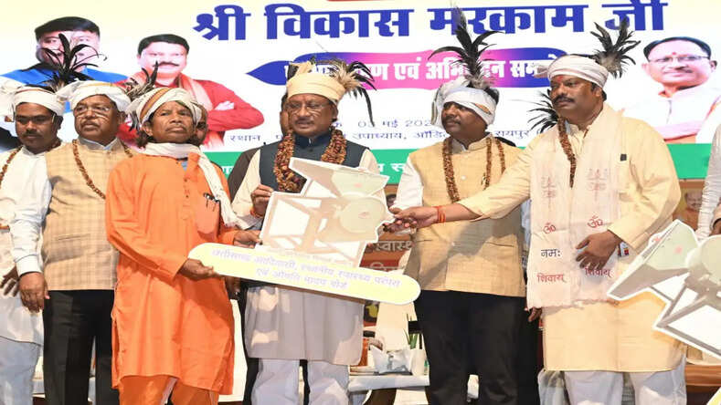 औषधीय पौधों के संवर्धन से असीम संभावनाएं : मुख्यमंत्री विष्णुदेव साय
