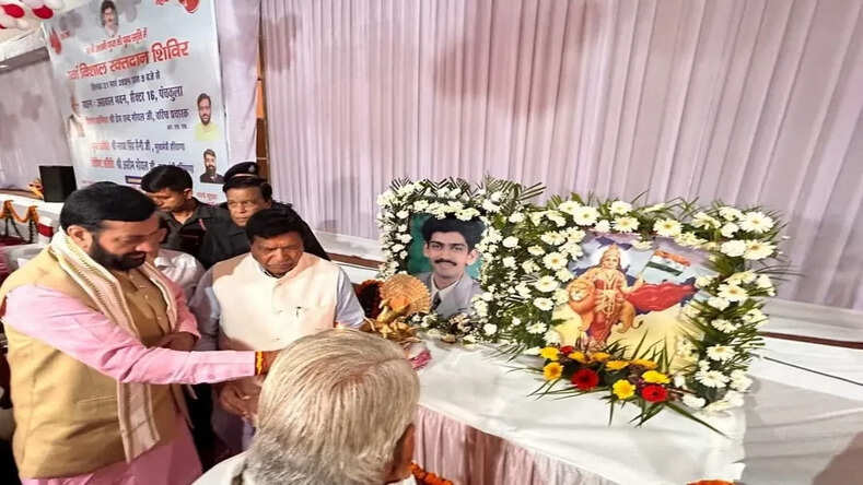 हरियाणा के सीएम नायब सिंह ने पंचकूला में रक्तदान शिविर में लिया भाग, रक्तदाताओं का किया उत्साहवर्धन