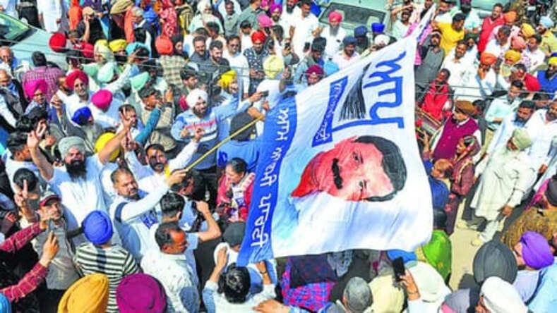 पंजाब जीतने के बाद AAP ने साउथ में बढ़ाया राजनीतिक पारा , कर्नाटक में कई बड़े नाम पार्टी में होने वाले हैं शामिल