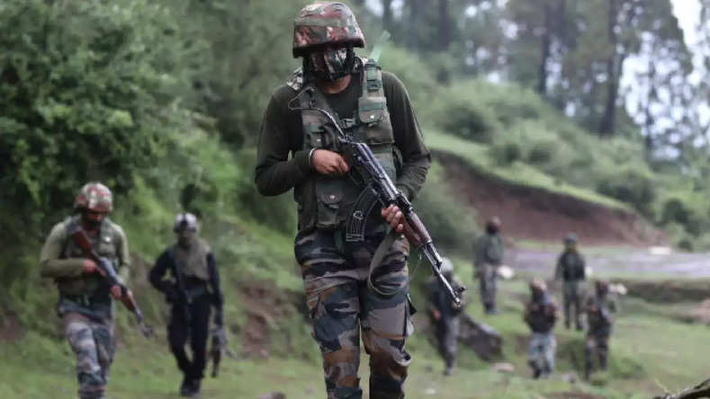 JK News: श्रीनगर में आतंकवादियों ने सुरक्षा बलों पर किया हमला, एक जवान घायल