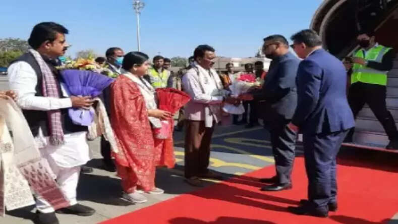 Pravasi Bharatiya Sammelan: प्रवासी भारतीय सम्मेलन में इंदौर पहुंचे, गुयाना के राष्ट्रपति मोहम्मद इरफान अली 
