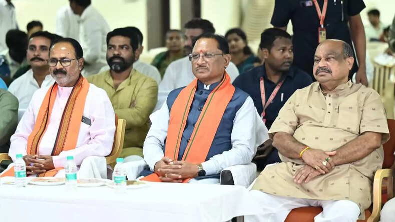 ‘मन की बात’ करोड़ों देशवासियों को जोड़ने, प्रेरित करने, नवाचार और उत्कृष्ट कार्यों को सामने लाने का माध्यम : मुख्यमंत्री साय
