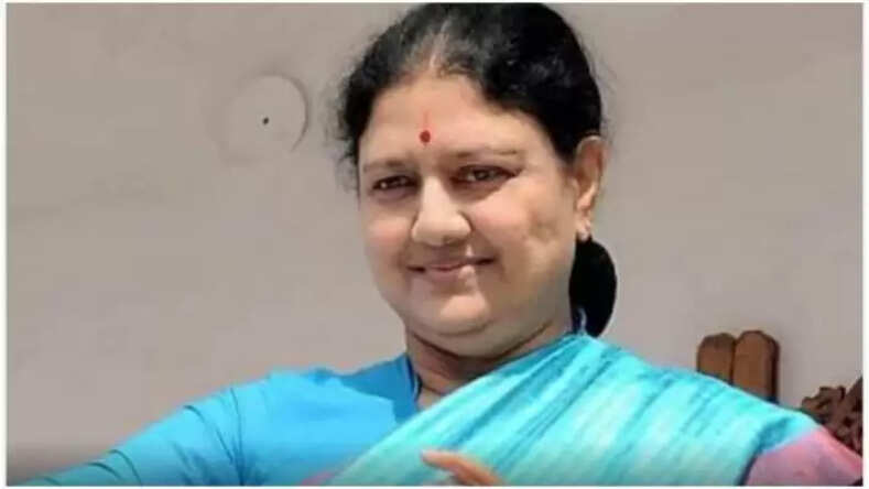 तमिलनाडु: 'राइट ट्रैक' पर पार्टी सेट करने के लिए जल्द ही आ रही हैं वीके शशिकला,
