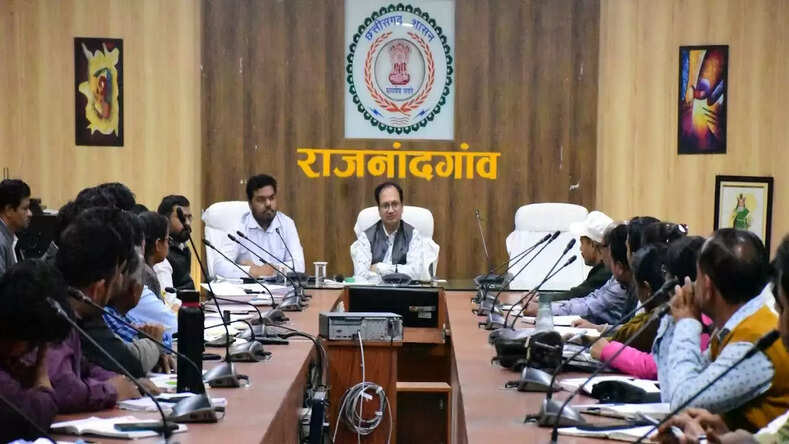 Rajnandgaon News: नोडल अधिकारी धान उपार्जन केन्द्रों करते रहें सतत निगरानी - कलेक्टर