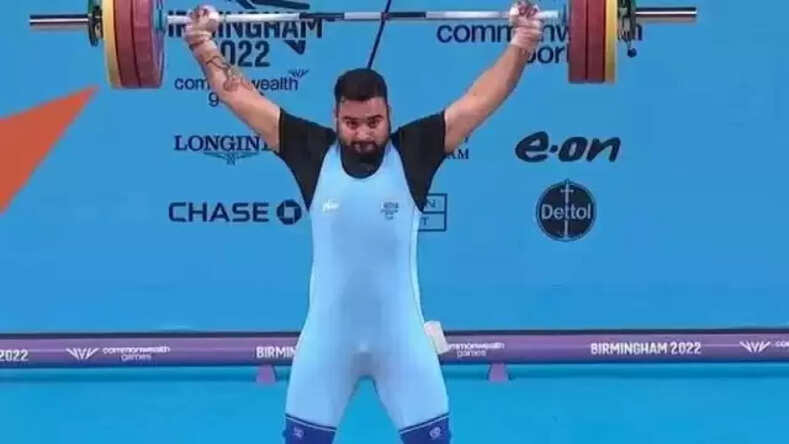 कॉमनवेल्थ गेम्स 2022 : भारत को 355 किलो वजन उठाकर लवप्रीत सिंह ने दिलाया ब्रॉन्ज