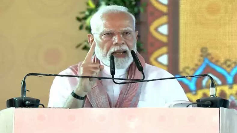  आतंकवाद के खिलाफ प्रधानमंत्री नरेंद्र मोदी के सख्त संदेश से बौखला पाकिस्तान