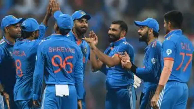 India vs South Africa: भारत और दक्षिण अफ्रीका कोलकाता के ईडन गार्डन्स स्टेडियम में आमने-सामने मैच शुरू