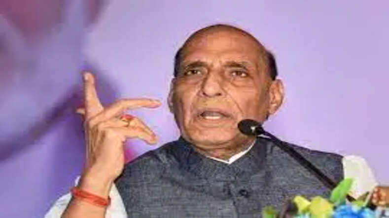 Winter Session 2022: शीतकालीन सत्र से पहले सर्वदलीय बैठक के लिए पहुंचे रक्षा मंत्री राजनाथ सिंह