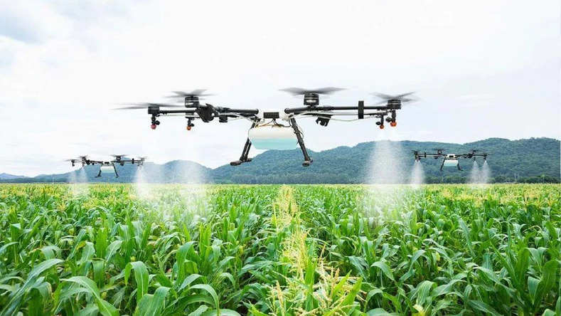 बायर ने ड्रोन के कॉमर्शियल प्रयोग की शुरुआत का किया ऐलान, किसान अब ड्रोन से करेंगे खेती 