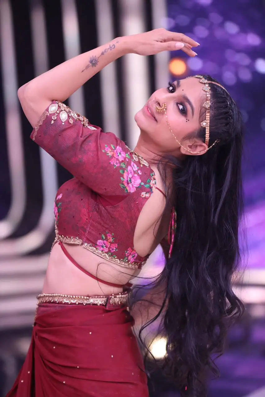  Tanishaa Mukerji ने झलक दिखला जा में 'हाय रामा' ट्रैक पर अपने जबरदस्त डांस प्रदर्शन से जलवा बिखेरा!