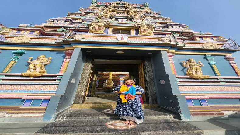 राशमी देसाई आशीर्वाद लेने के लिए अयोध्या में राम मंदिर जाती हैं, एक सामान्य नागरिक की तरह कतार में खड़े होने के लिए उन्हें प्यार और सम्मान मिलता है