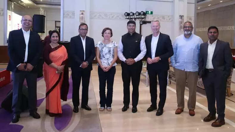 Team CamCom, ERGO AG & HDFC ERGO at the strategic partnership event in Bengaluru