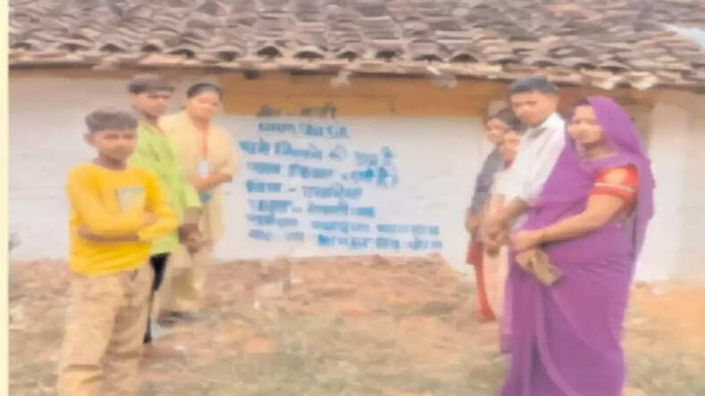  Umaria News: दीवारों पर लिखी नई सोच, बाल विवाह के खिलाफ उठी बुलंद आवाज़