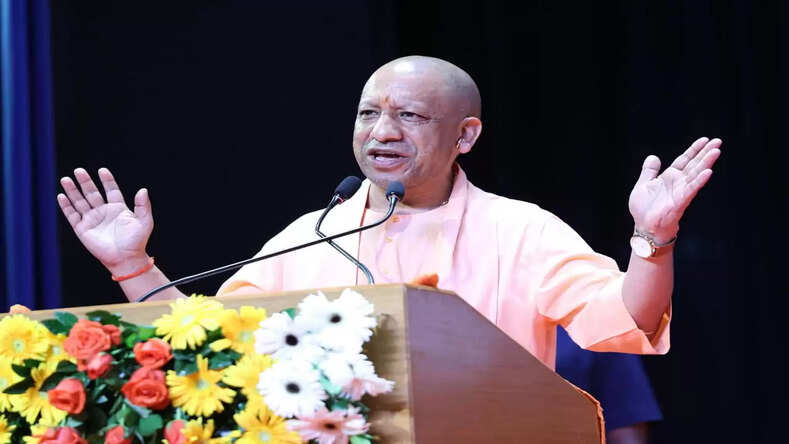 ‘मोदी-योगी मॉडल’ से रफ्तार पकड़ता पूर्वांचल, धार्मिक पर्यटन में नई ऊंचाइयों पर उत्तर प्रदेश