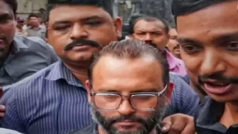 Pune Car Accident: पुणे की एक अदालत ने आरोपी किशोर के पिता समेत 6 अन्य को न्यायिक हिरासत में भेजा