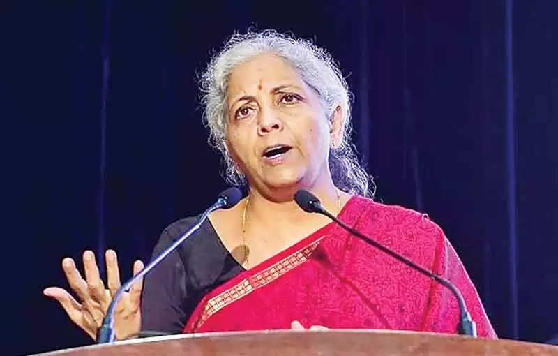 Nirmala Sitharaman: विकास की राह पर बना रहेगा भारत