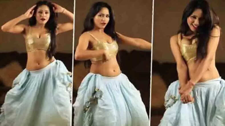 भोजपुरी एक्ट्रेस श्वेता शर्मा ने किया जबरदस्त डांस, देखिये वीडियो