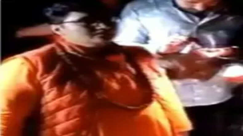 MP: छतरपुर में भीषण सड़क हादसा तीन युवक घायल, साध्वी प्रज्ञा ने मदद के लिए रोकी कार, लेकिन इलाज के दौरान....