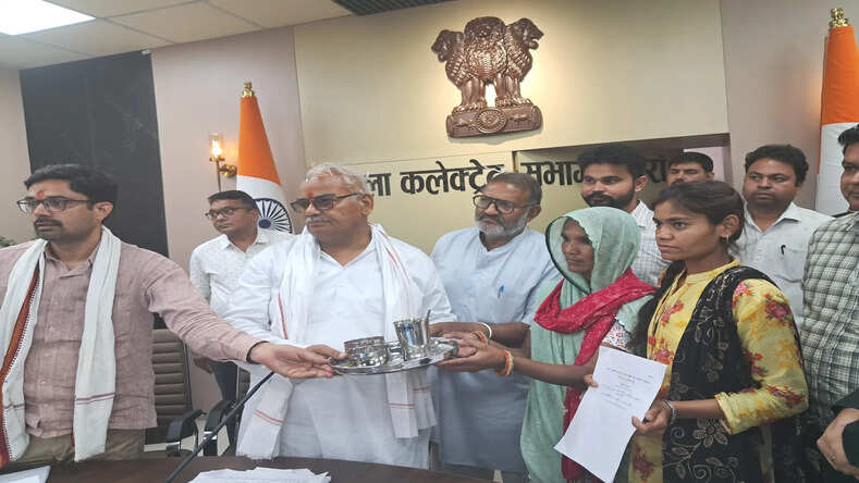 प्लास्टिक मुक्त गांव की दिशा में राज्य सरकार की अनूठी पहल : बर्तन बैंक योजना का शुभारंभ