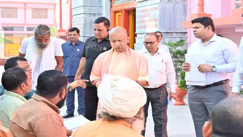  जनता दर्शन में बोले मुख्यमंत्री, घबराइए मत हर समस्या का समाधान सुनिश्चित कराएंगे