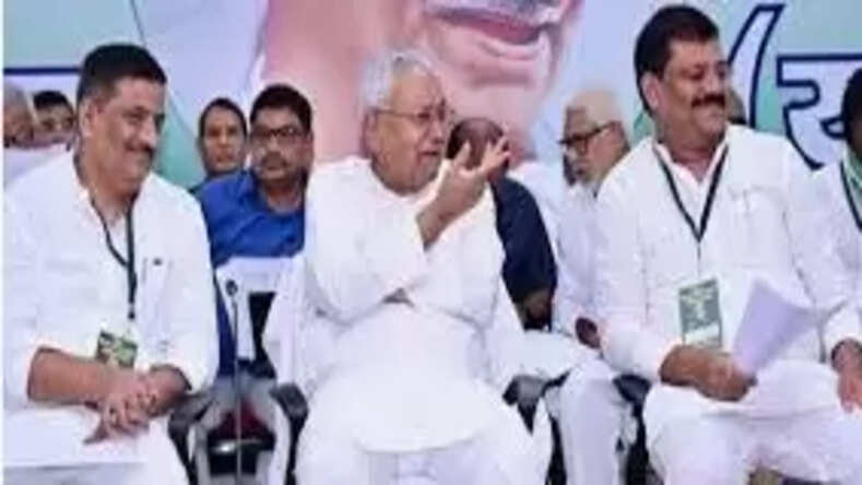 नितीश कुमार