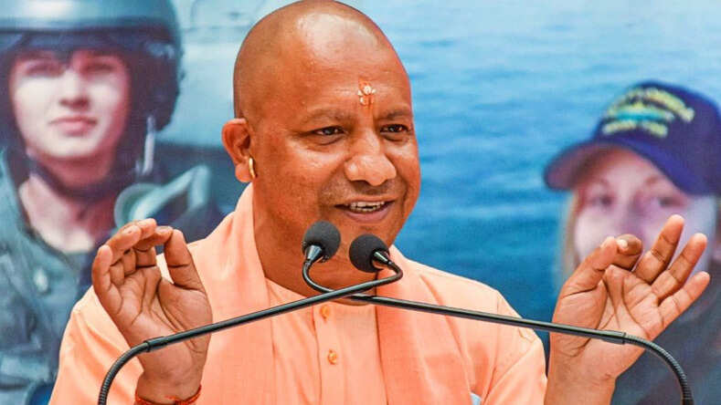 यूपी के मुख्यमंत्री योगी आदित्यनाथ को सुप्रीम कोर्ट से मिली राहत, भड़काऊ भाषण देने के मामले में 