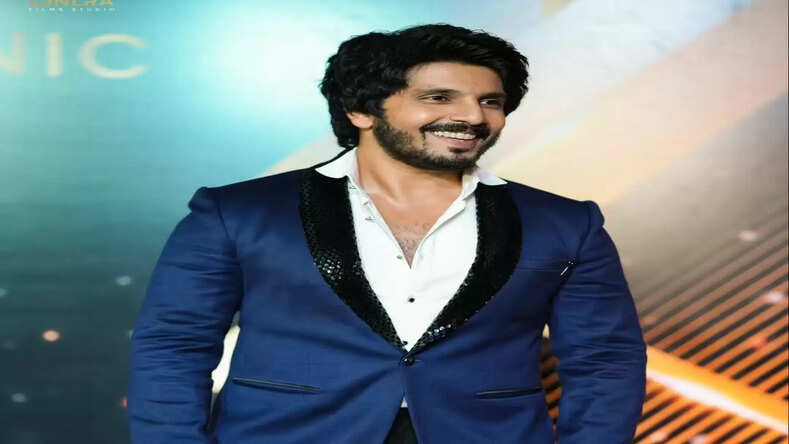 “I feel absolutely amazing and on top of the world” – Kanwar Dhillon on hosting Star Parivar Awards 2025