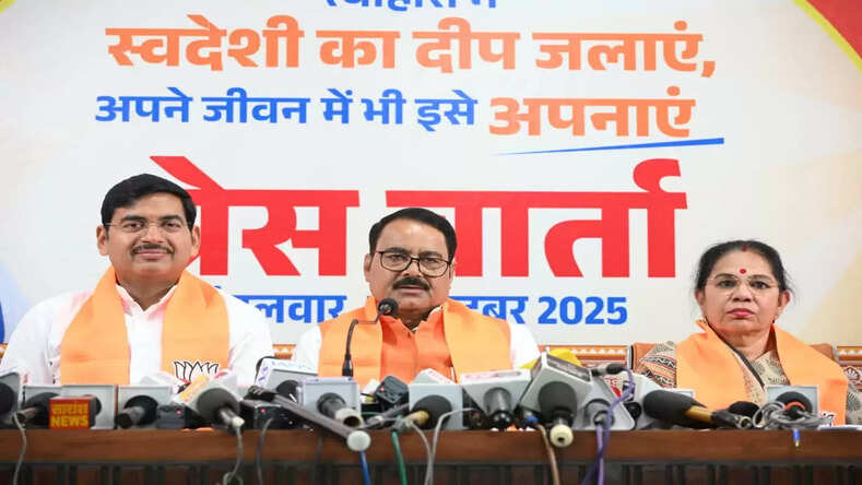 स्वदेशी’ सिर्फ आर्थिक विषय नहीं, यह हमारी संस्कृति और आत्मा का हिस्सा है: रणवीर सिंह रावत 