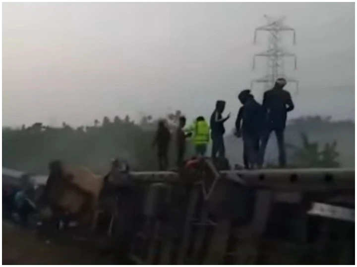 West Bengal Train Accident: पश्चिम बंगाल के जलपाईगुड़ी में बड़ा ट्रेन हादसा, रेस्क्यू ऑपरेशन जारी 