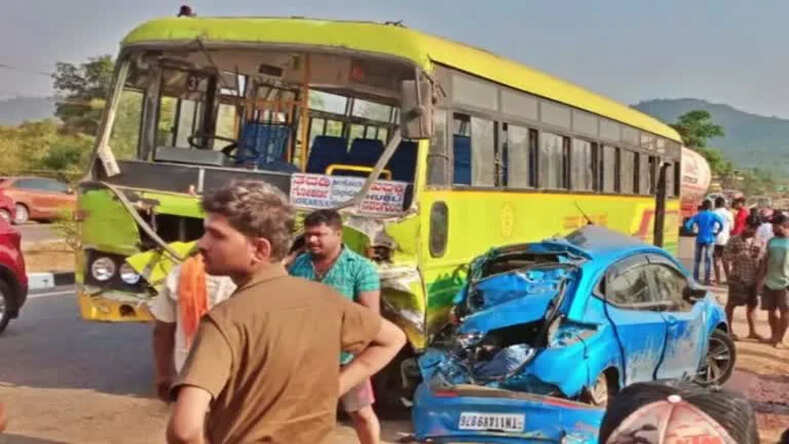 Karnataka News: तुमकुर सड़क हादसे में चार की मौत, एक गंभीर