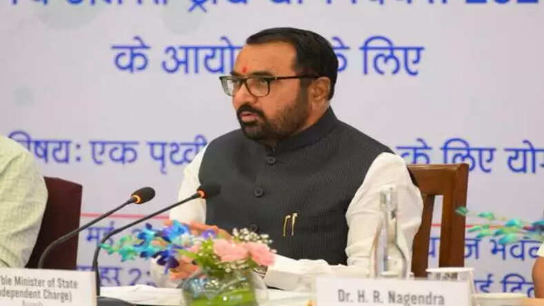अंतर्राष्ट्रीय योग दिवस केवल एक उत्सव नहीं है - यह एक आंदोलन है : प्रतापराव जाधव