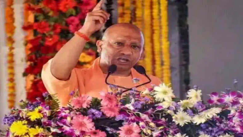MP News: सीएम योगी आदित्यनाथ ने कांग्रेस पर कसा सिकंजा कहा- कांग्रेस अकबर को महान मानती है